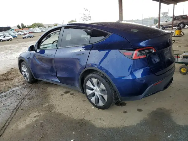 5YJYGDEE6MF094838 2021 TESLA MODEL Y - Image 2