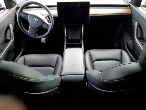 5YJYGDEE6MF094838 2021 TESLA MODEL Y - Image 8