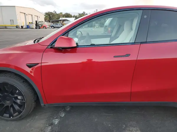 5YJYGDEE6MF102856 2021 TESLA MODEL Y - Image 8