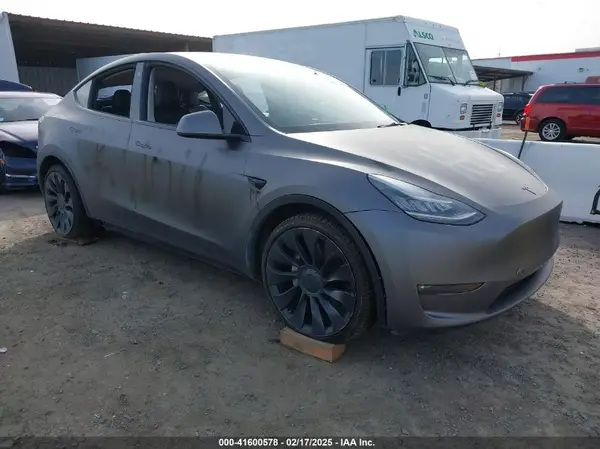 5YJYGDEE6MF111993 2021 TESLA MODEL Y - Image 1