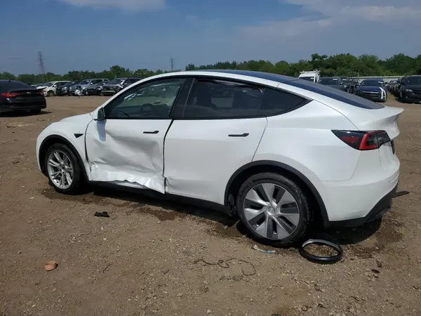 5YJYGDEE6MF117809 2021 TESLA MODEL Y - Image 2