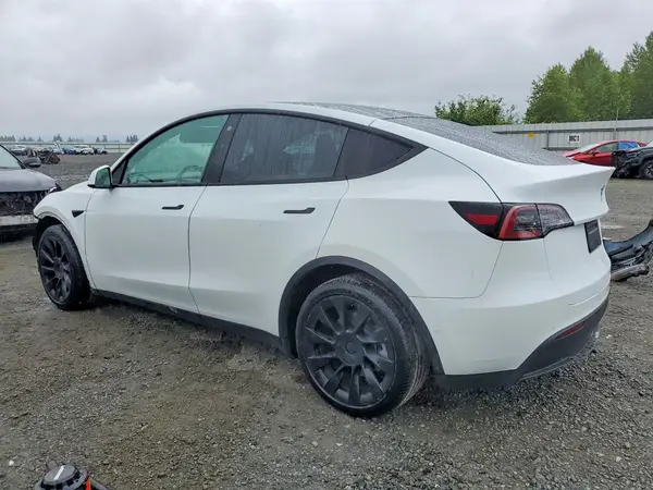 5YJYGDEE6MF143827 2021 TESLA MODEL Y - Image 2