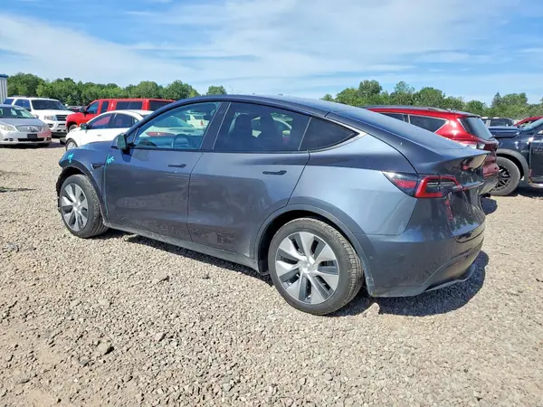 5YJYGDEE6MF145920 2021 TESLA MODEL Y - Image 2