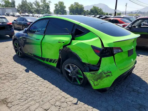5YJYGDEE6MF148543 2021 TESLA MODEL Y - Image 2