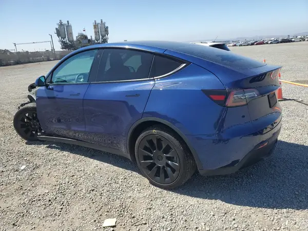 5YJYGDEE6MF152947 2021 TESLA MODEL Y - Image 2
