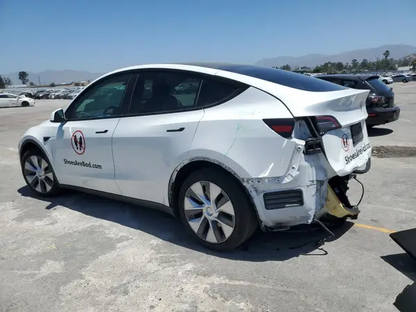 5YJYGDEE6MF153421 2021 TESLA MODEL Y - Image 2