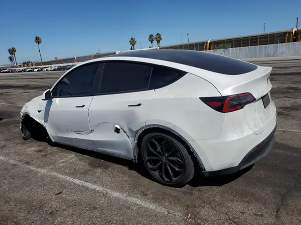 5YJYGDEE6MF160627 2021 TESLA MODEL Y - Image 2