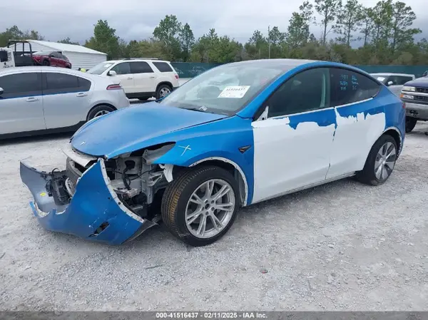 5YJYGDEE6MF160837 2021 TESLA MODEL Y - Image 2