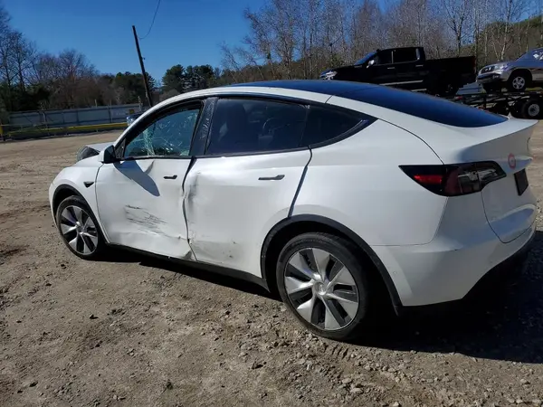 5YJYGDEE6MF180716 2021 TESLA MODEL Y - Image 2