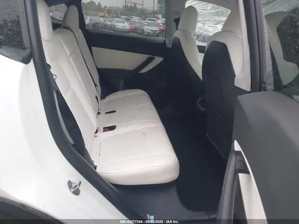 5YJYGDEE6MF182630 2021 TESLA MODEL Y - Image 8