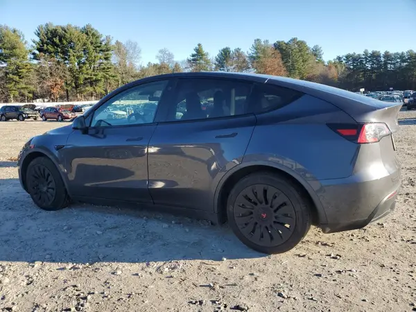 5YJYGDEE6MF184331 2021 TESLA MODEL Y - Image 2