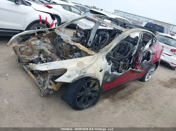 5YJYGDEE6MF185558 2021 TESLA MODEL Y - Image 2