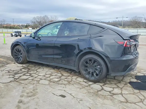 5YJYGDEE6MF186502 2021 TESLA MODEL Y - Image 2
