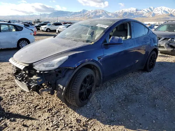 5YJYGDEE6MF188606 2021 TESLA MODEL Y - Image 1