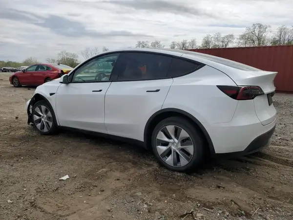5YJYGDEE6MF198150 2021 TESLA MODEL Y - Image 2