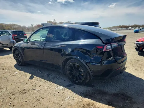 5YJYGDEE6MF201449 2021 TESLA MODEL Y - Image 2