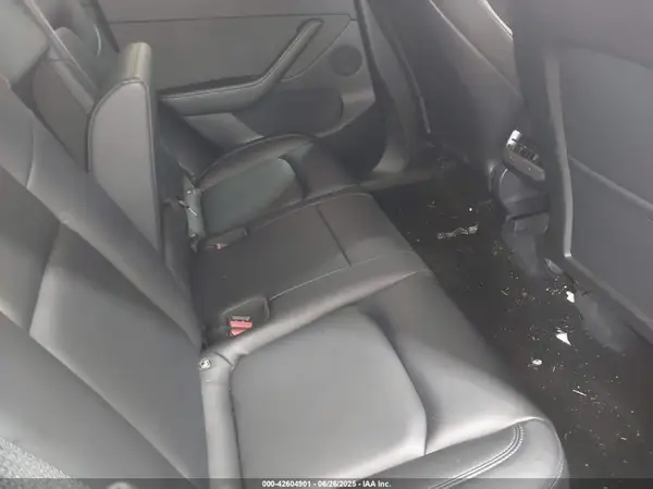 5YJYGDEE6MF233835 2021 TESLA MODEL Y - Image 8