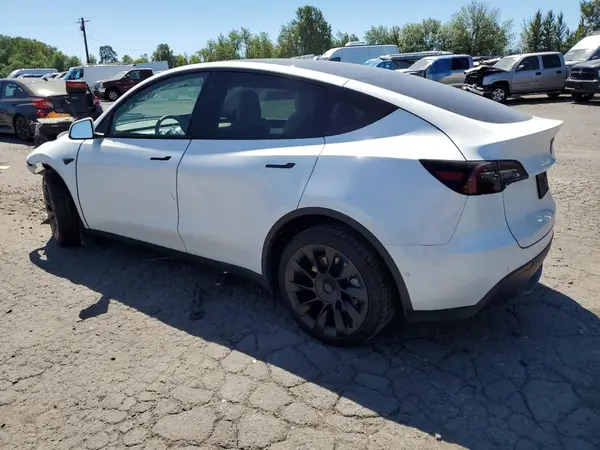 5YJYGDEE6MF240980 2021 TESLA MODEL Y - Image 2