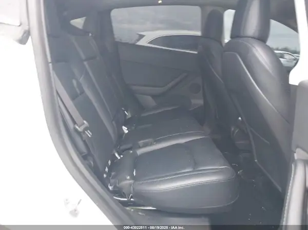 5YJYGDEE6MF257567 2021 TESLA MODEL Y - Image 8