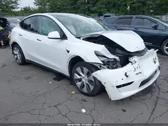 5YJYGDEE6MF257813 2021 TESLA MODEL Y
