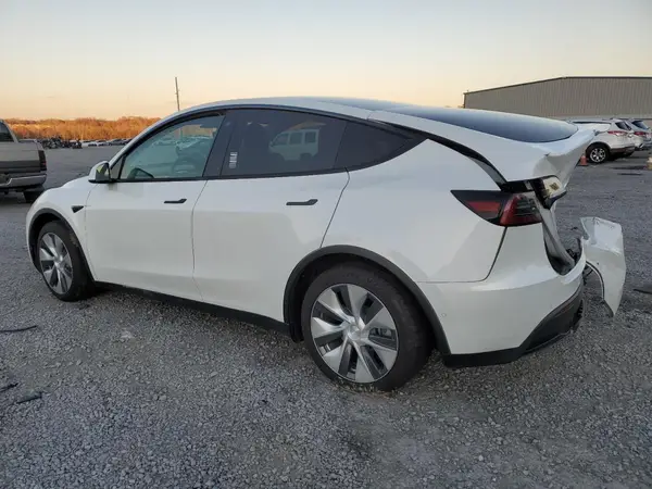 5YJYGDEE6MF260890 2021 TESLA MODEL Y - Image 2