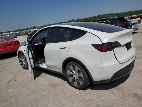 5YJYGDEE6MF261229 2021 TESLA MODEL Y - Image 2