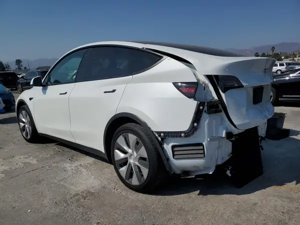 5YJYGDEE6MF276586 2021 TESLA MODEL Y - Image 2