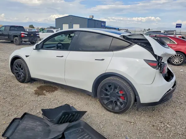 5YJYGDEE6MF279326 2021 TESLA MODEL Y - Image 2