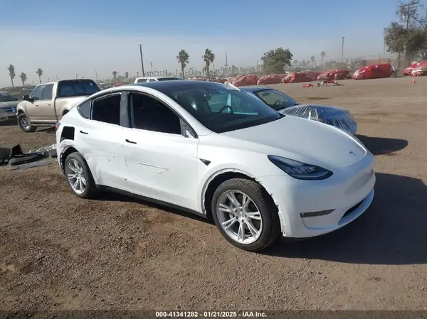 5YJYGDEE6MF281206 2021 TESLA MODEL Y - Image 1