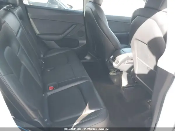 5YJYGDEE6MF281206 2021 TESLA MODEL Y - Image 8