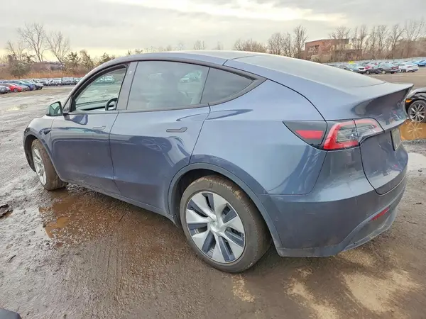5YJYGDEE6MF294974 2021 TESLA MODEL Y - Image 2