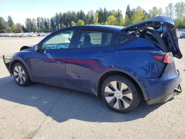 5YJYGDEE6MF303253 2021 TESLA MODEL Y - Image 2