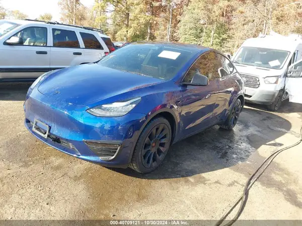 5YJYGDEE7LF012694 2020 TESLA MODEL Y - Image 2