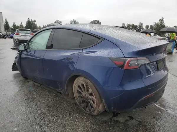 5YJYGDEE7LF012789 2020 TESLA MODEL Y - Image 2