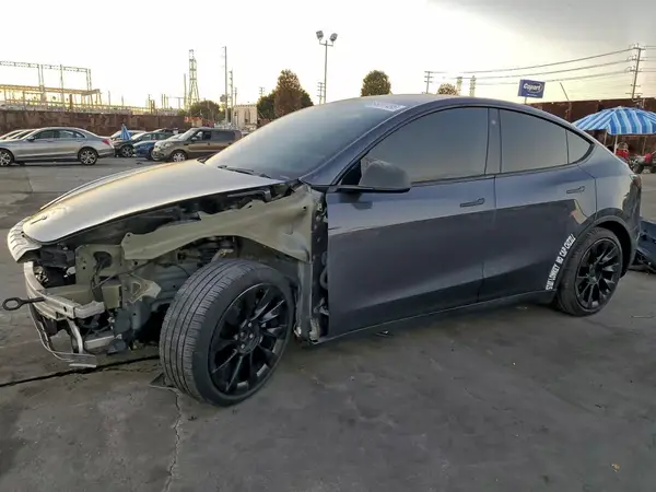 5YJYGDEE7LF037997 2020 TESLA MODEL Y - Image 1