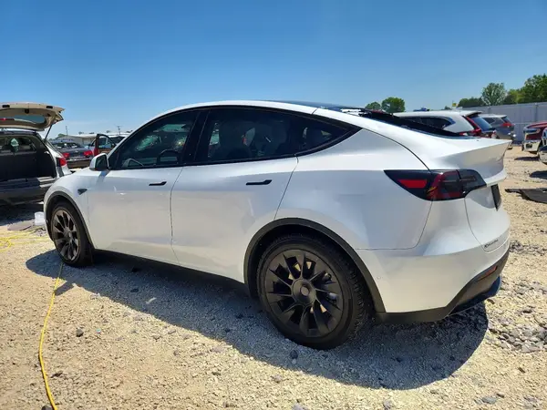 5YJYGDEE7LF040611 2020 TESLA MODEL Y - Image 2