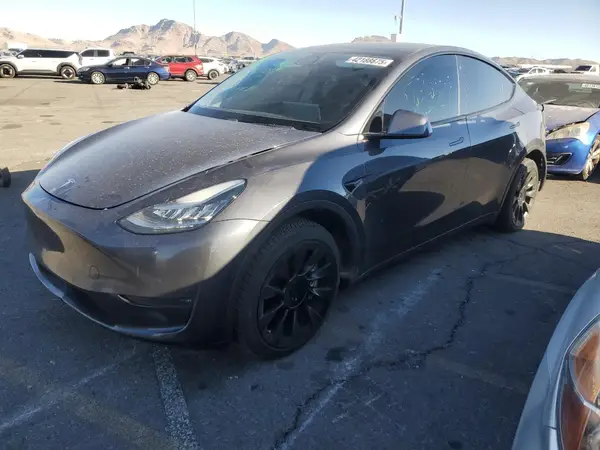 5YJYGDEE7LF042052 2020 TESLA MODEL Y - Image 1