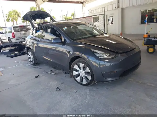 5YJYGDEE7MF060519 2021 TESLA MODEL Y - Image 1