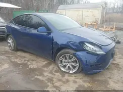 5YJYGDEE7MF066711 2021 TESLA MODEL Y