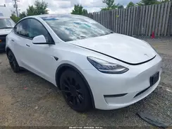 5YJYGDEE7MF074341 2021 TESLA MODEL Y