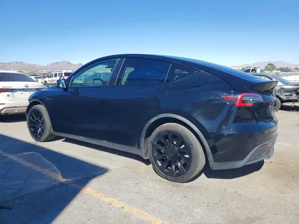 5YJYGDEE7MF076445 2021 TESLA MODEL Y - Image 2