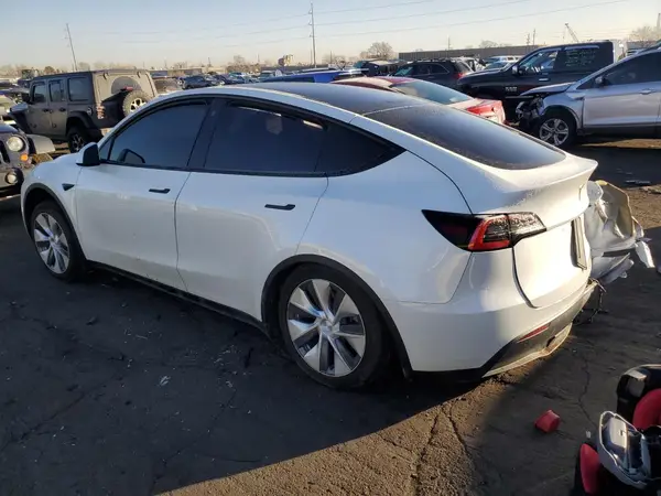 5YJYGDEE7MF077658 2021 TESLA MODEL Y - Image 2