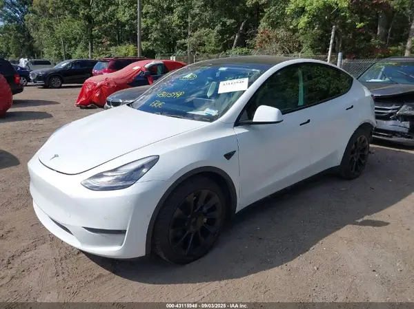 5YJYGDEE7MF080625 2021 TESLA MODEL Y - Image 2