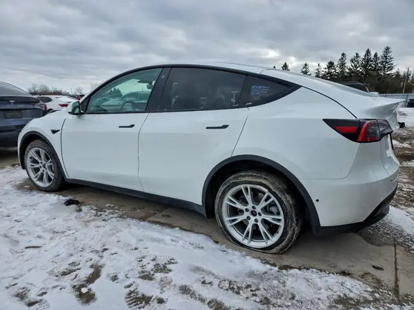 5YJYGDEE7MF089101 2021 TESLA MODEL Y - Image 2