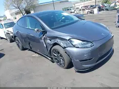 5YJYGDEE7MF091060 2021 TESLA MODEL Y