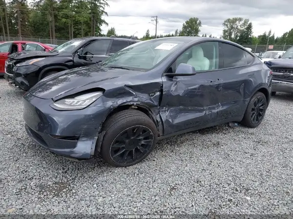 5YJYGDEE7MF098042 2021 TESLA MODEL Y - Image 2