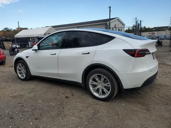 5YJYGDEE7MF106303 2021 TESLA MODEL Y - Image 2