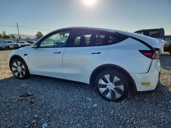 5YJYGDEE7MF109234 2021 TESLA MODEL Y - Image 2