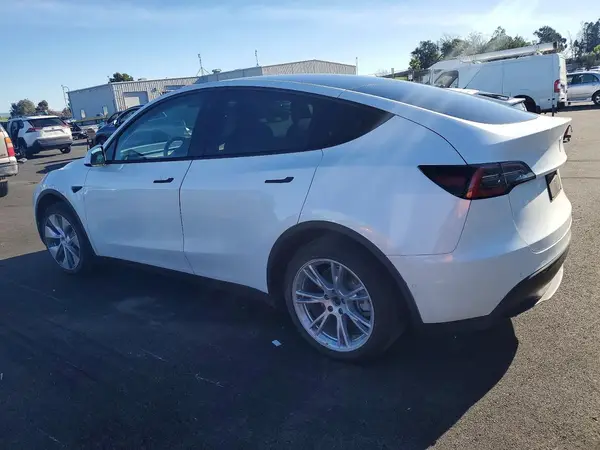 5YJYGDEE7MF118600 2021 TESLA MODEL Y - Image 2