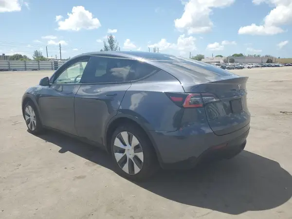 5YJYGDEE7MF130634 2021 TESLA MODEL Y - Image 2